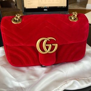 Red Velvet Gucci Marmont
